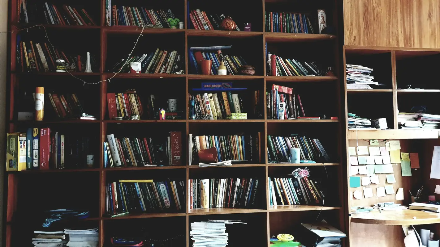 library 1423 X 800